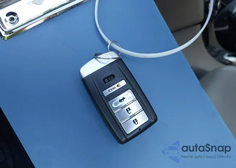 2016 Acura Ilx 2.4L/Acurawatch Plus Package z USA, uszkodzony, nr VIN 19UDE2F36GA021781